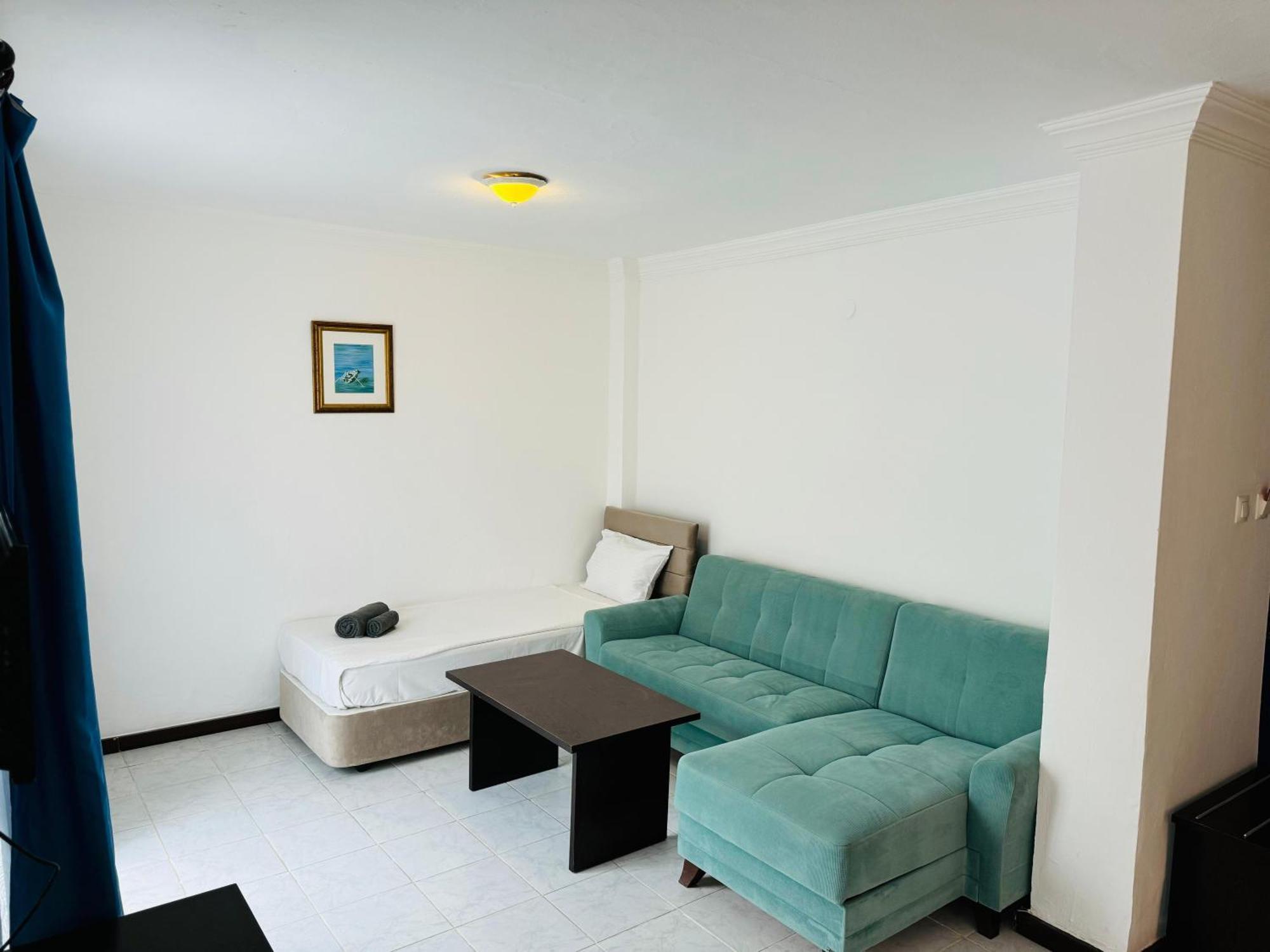 Ladonia Hotels Zemda Guemuesluek Екстериор снимка